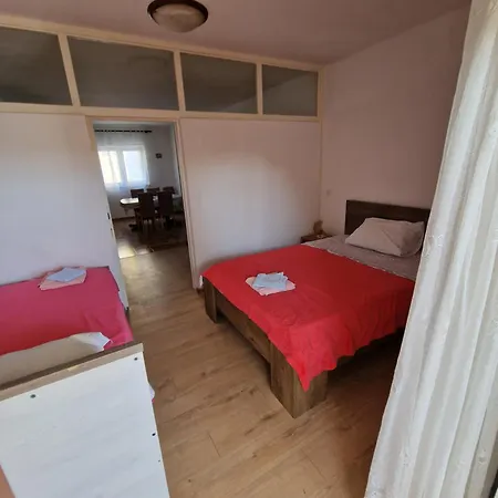 Mid Apartment