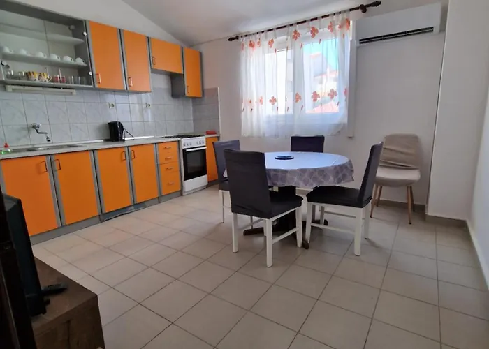 아파트 Mid Razine